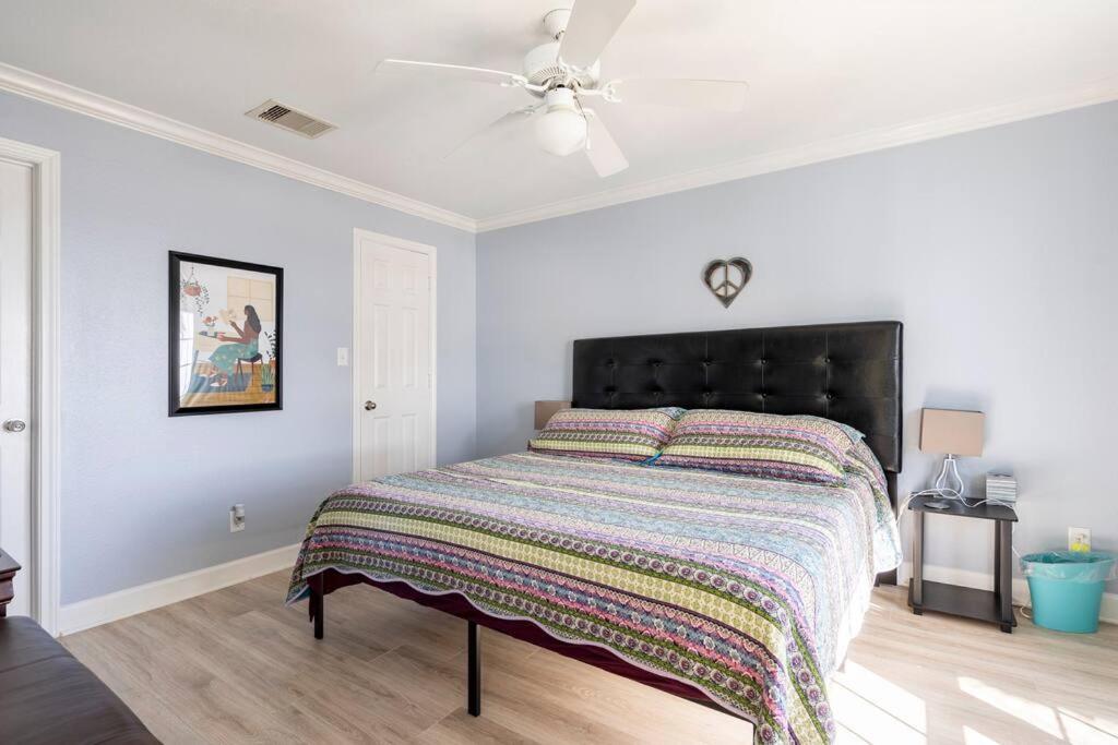 Appartamento Oceanfront At The Dawns Galveston Esterno foto